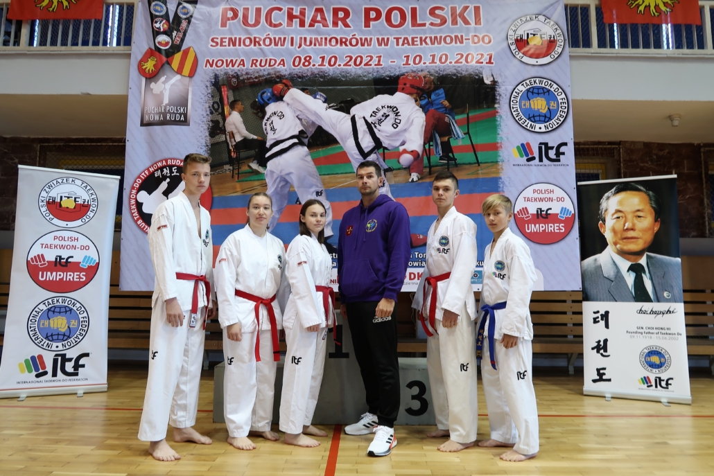 UKS HWA-RANG NA PUCHARZE POLSKI JUNIORÓW I SENIORÓW W TAEKWON-DO ITF - NOWA RUDA 8-9.10.2021